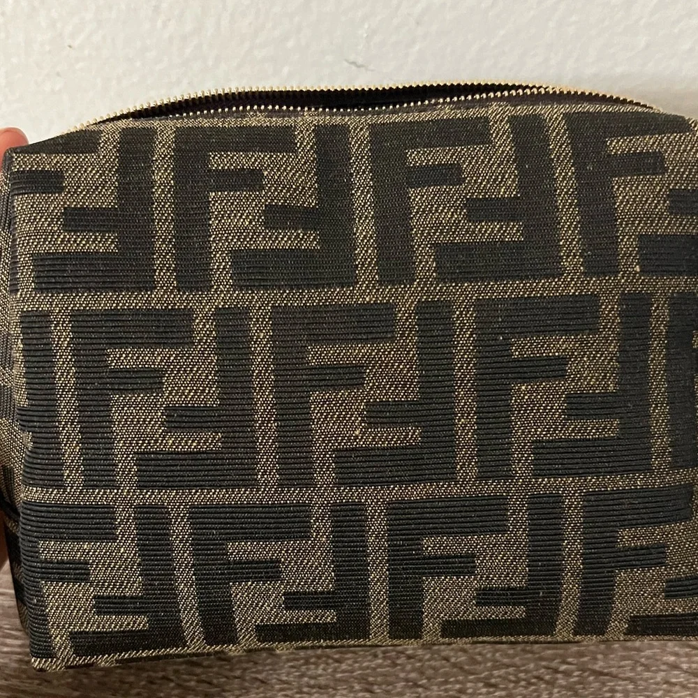 Fendi  cosmo pouch